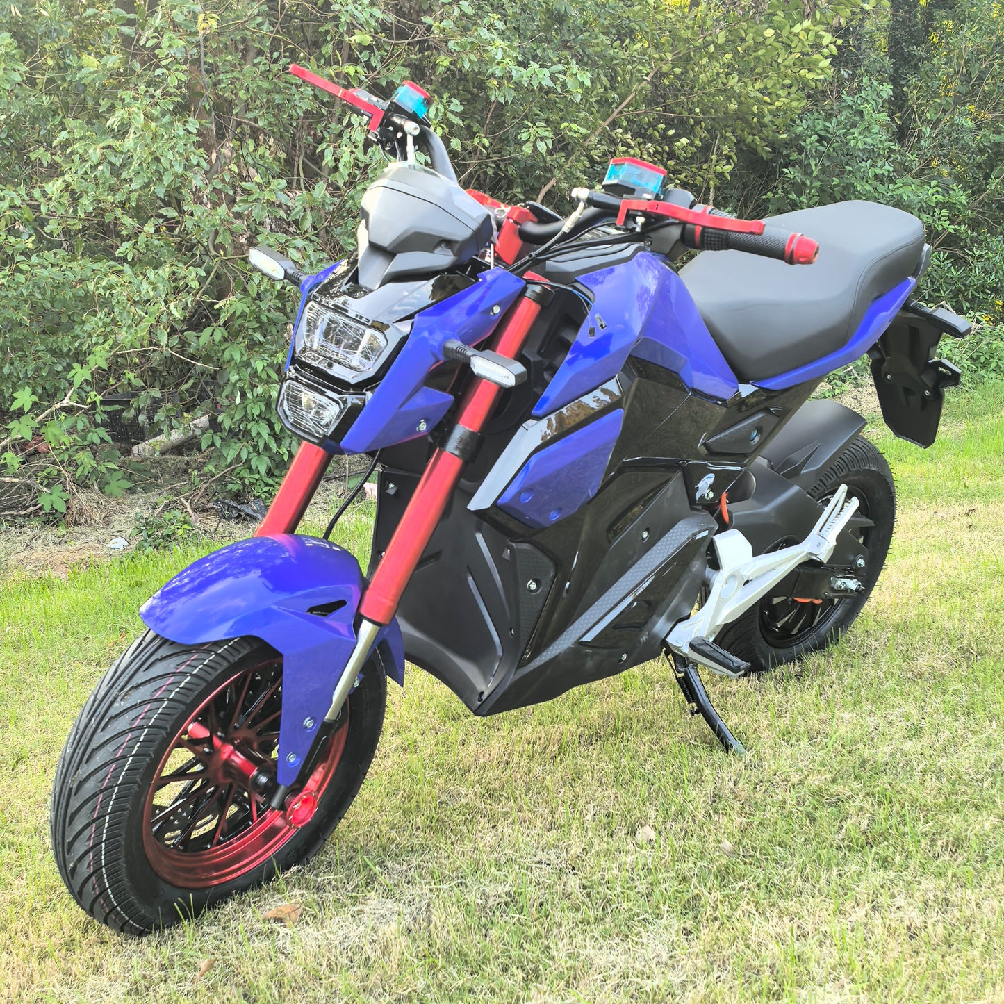 New Bentian electric motorcycle, fast racing, off-road, factory price, energy saving